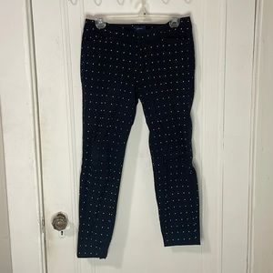 Old Navy Pixie pants, size 6, ankle length. Black with white diamond pattern